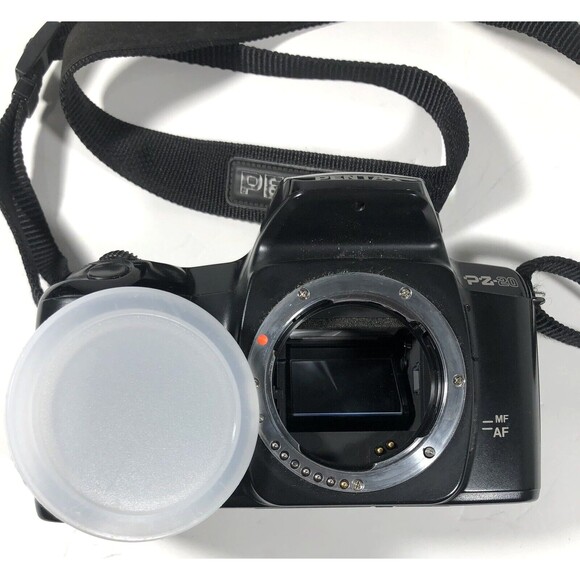 Pentax PZ-20 Auto Focus 35mm Film Camera body, cap & Strap, untested for parts - Picture 4 of 8